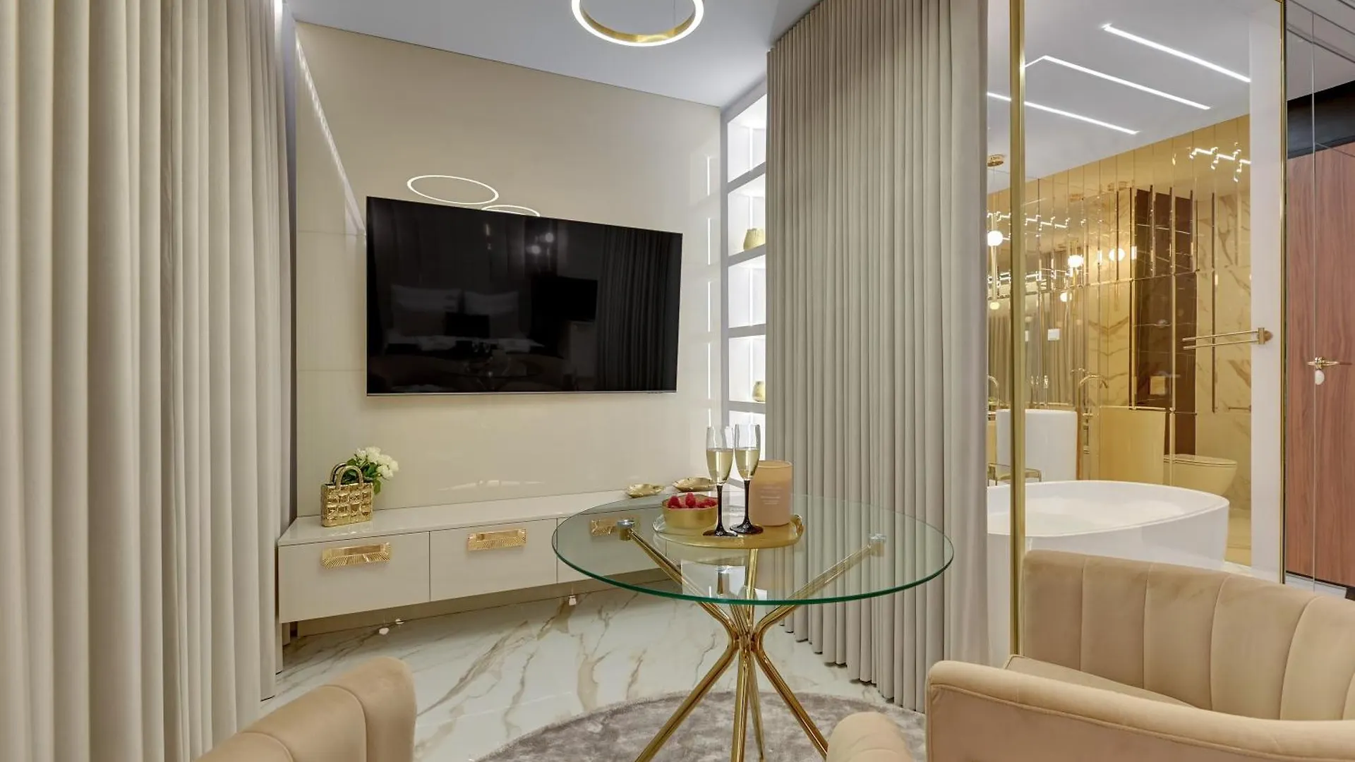 Romantic Stay With Bathtub By Downtown Apartments Gdansk 0*,