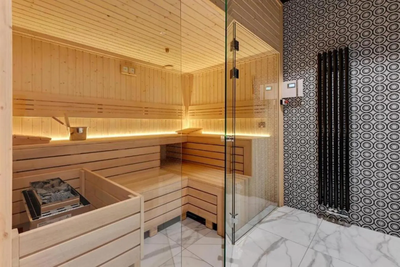 Romantic Stay With Bathtub By Downtown Apartments Gdansk